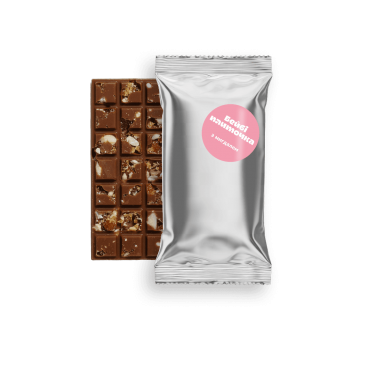 Baby bar with almonds