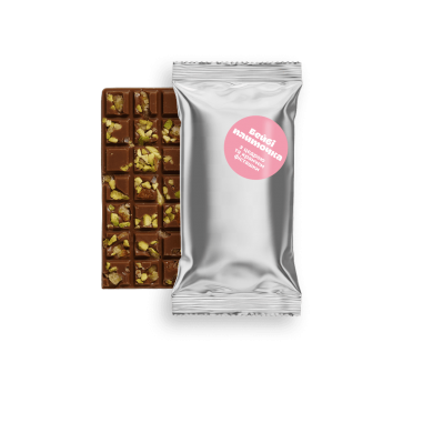 Baby bar with zest and pistachio crunch